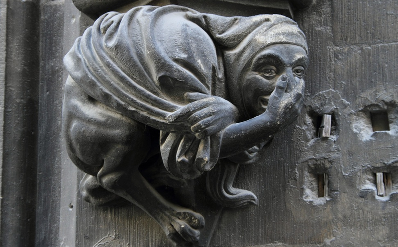 Illustration for article titled A Menagerie of Church Gargoyles Includes Aliens and Astronauts